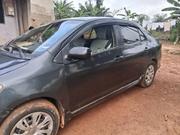 Toyota Yaris Base Sedan 4dr 2010 Blue for sale