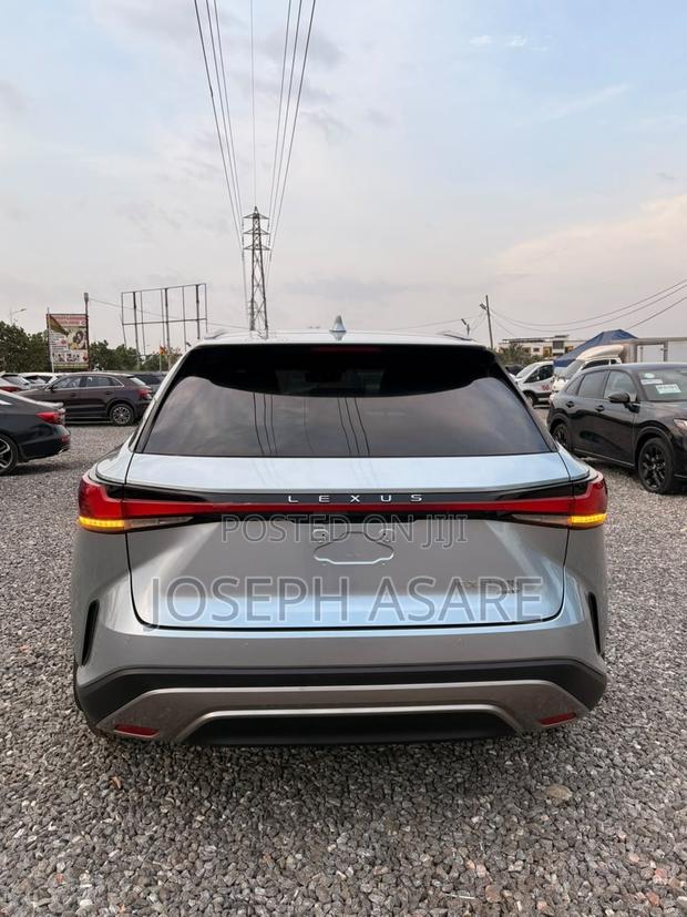 Lexus RX 350h AWD 2024