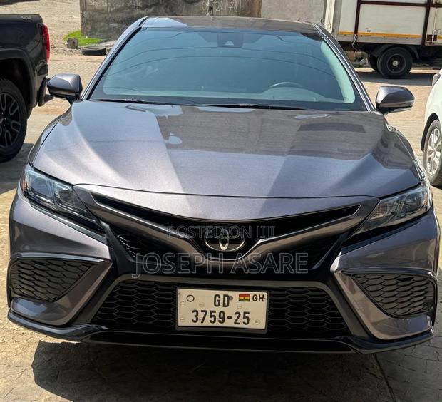 Toyota Camry 2020