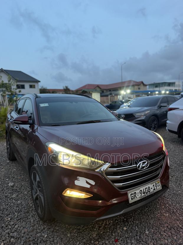 Hyundai Tucson 2017 Brown