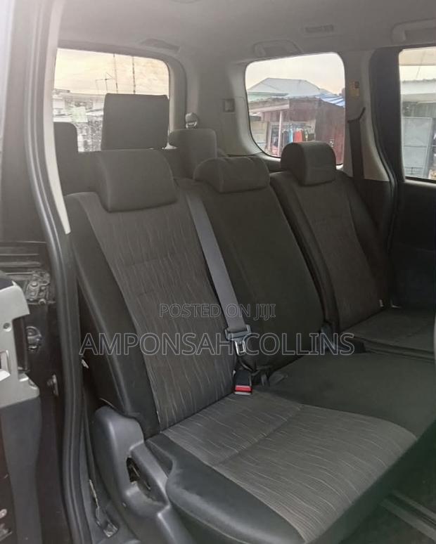 Toyota Voxy 2013 Black