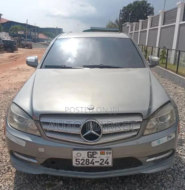 Mercedes-Benz C350 C350 BlueEFFICIENCY RWD 2011 Gray