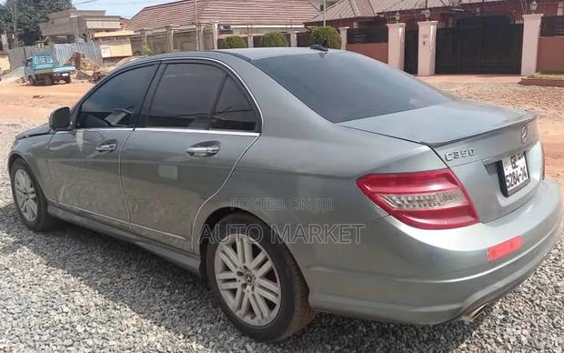 Mercedes-Benz C350 C350 BlueEFFICIENCY RWD 2011 Gray