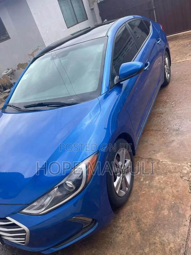 Hyundai Elantra ECO Sedan FWD (1.4L 4cyl 7A) 2017