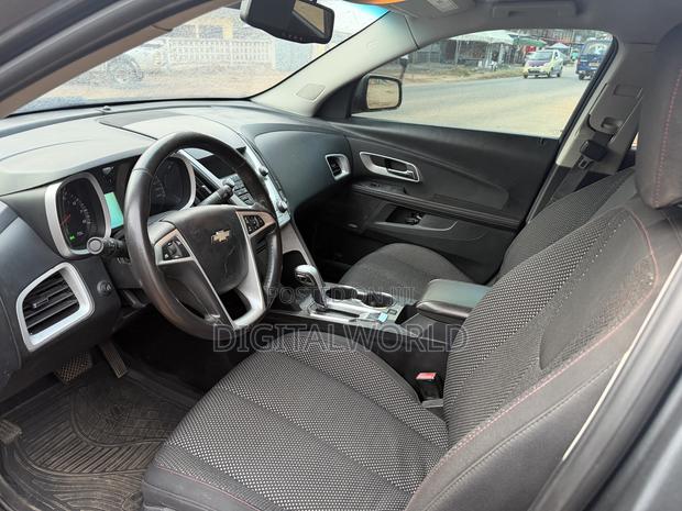 Chevrolet Equinox 2011 Gray