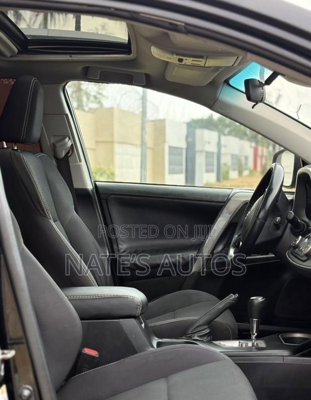 Toyota RAV4 XLE AWD (2.5L 4cyl 6A) 2017 Black