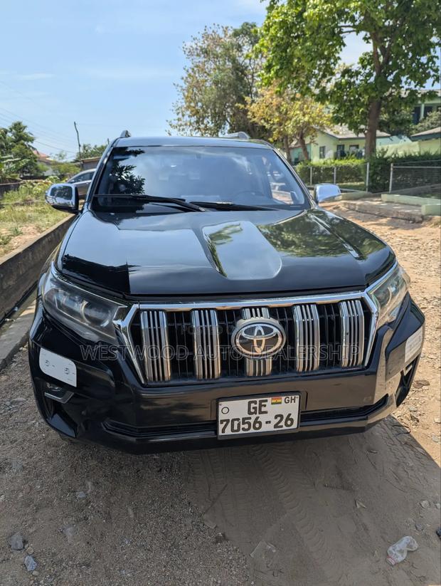 Toyota Land Cruiser Prado 2.7 i 2012 Black