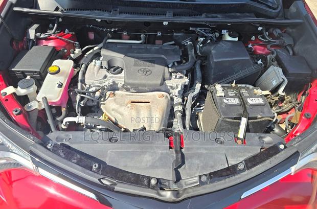 Toyota RAV4 2017 Red