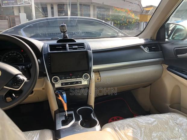 Toyota Camry LE 4dr Sedan (2.5L 4cyl 6A) 2014 Brown