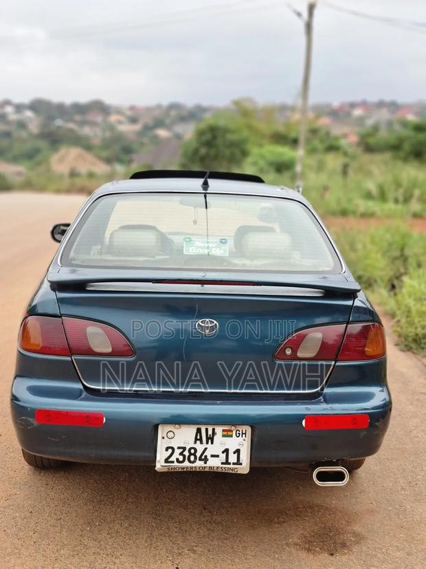 Toyota Corolla 2002 Green