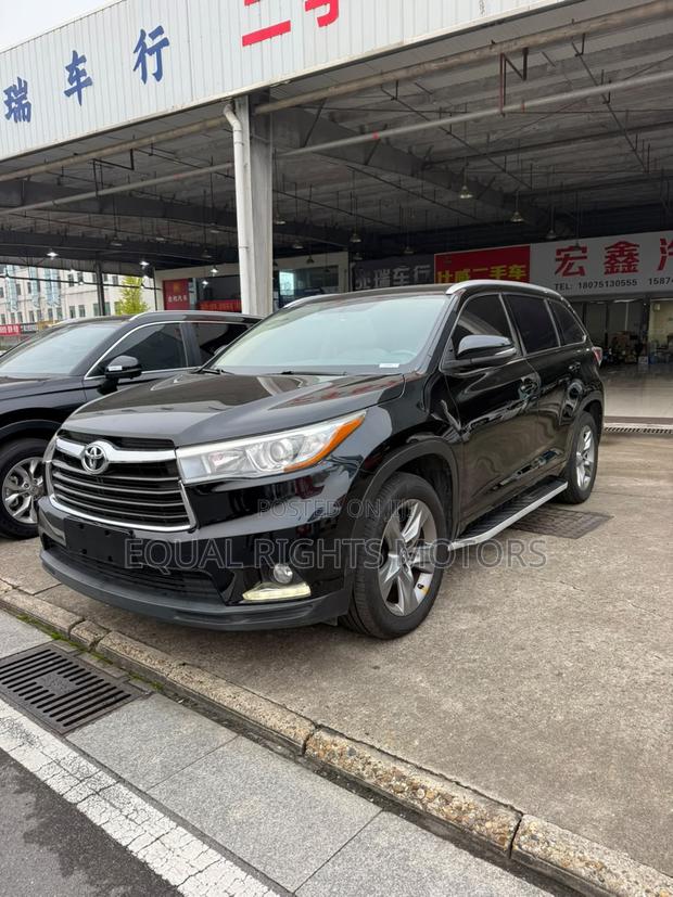 Toyota Highlander 2017 Black