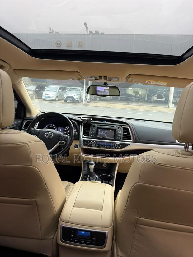 Toyota Highlander 2017 Black