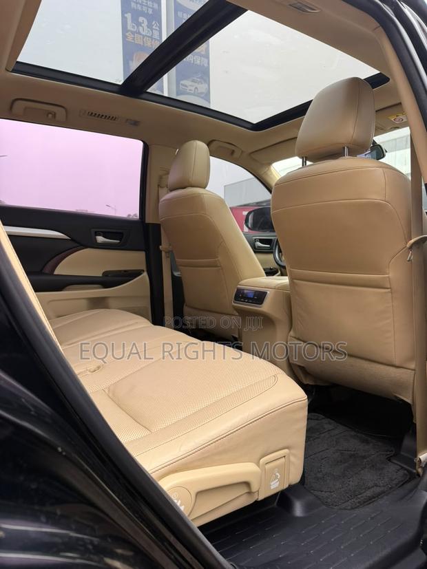 Toyota Highlander 2017 Black