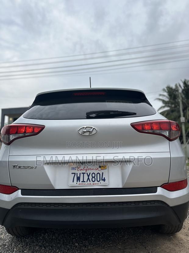 Hyundai Tucson 2016 Silver