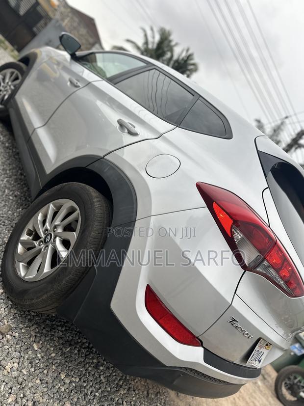 Hyundai Tucson 2016 Silver