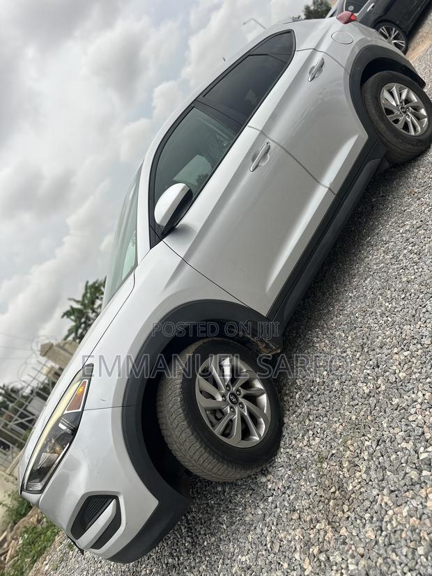 Hyundai Tucson 2016 Silver