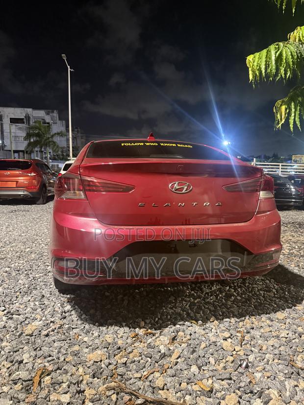 Hyundai Elantra Sport 2019 Red