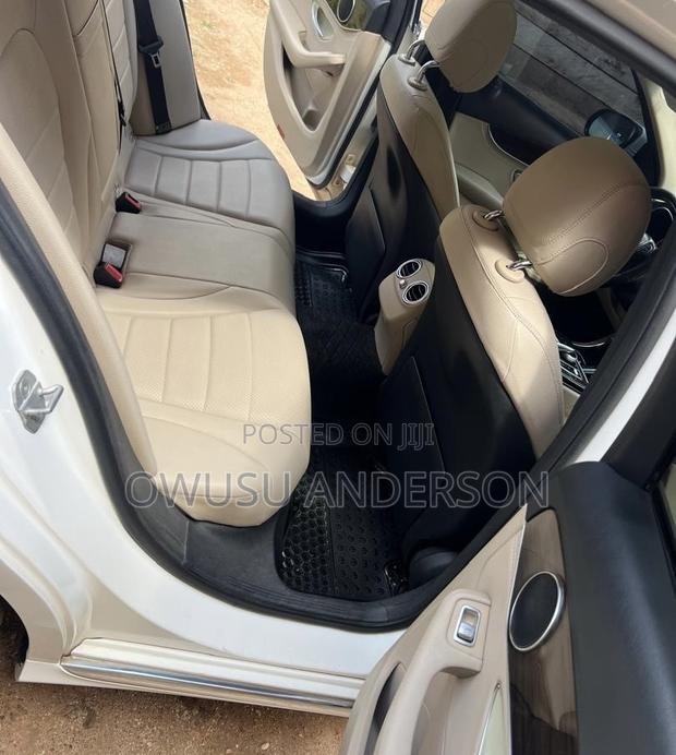 Mercedes-Benz C300 2016 White