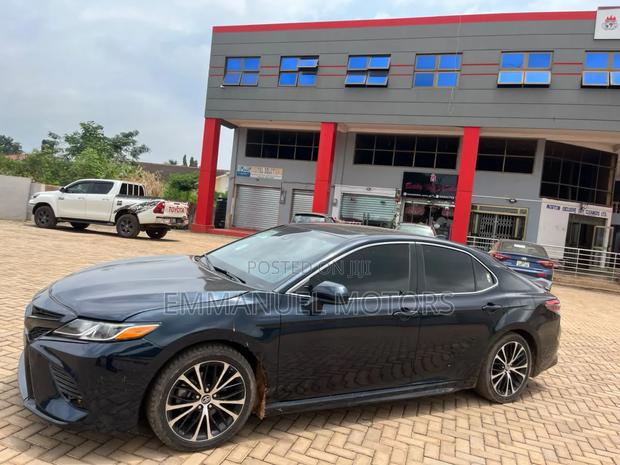 Toyota Camry 2020 Black