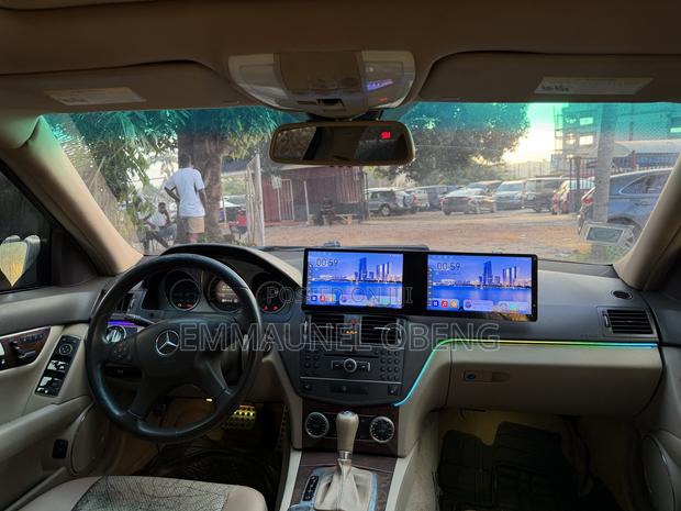 Mercedes-Benz C300 2012 Blue