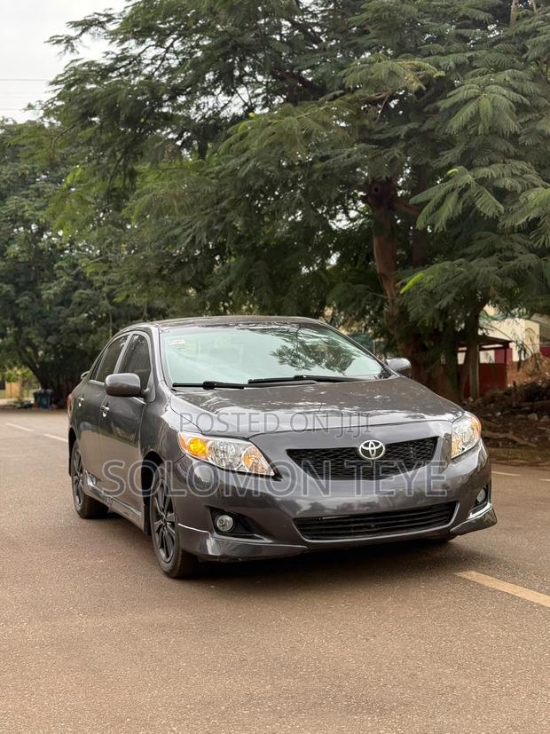 Toyota Corolla S 4dr Sedan (1.8L 4cyl 4A) 2010 Gray